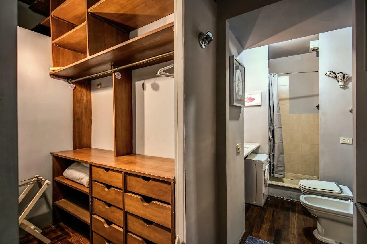 רומא Colosseum Forum Apartment